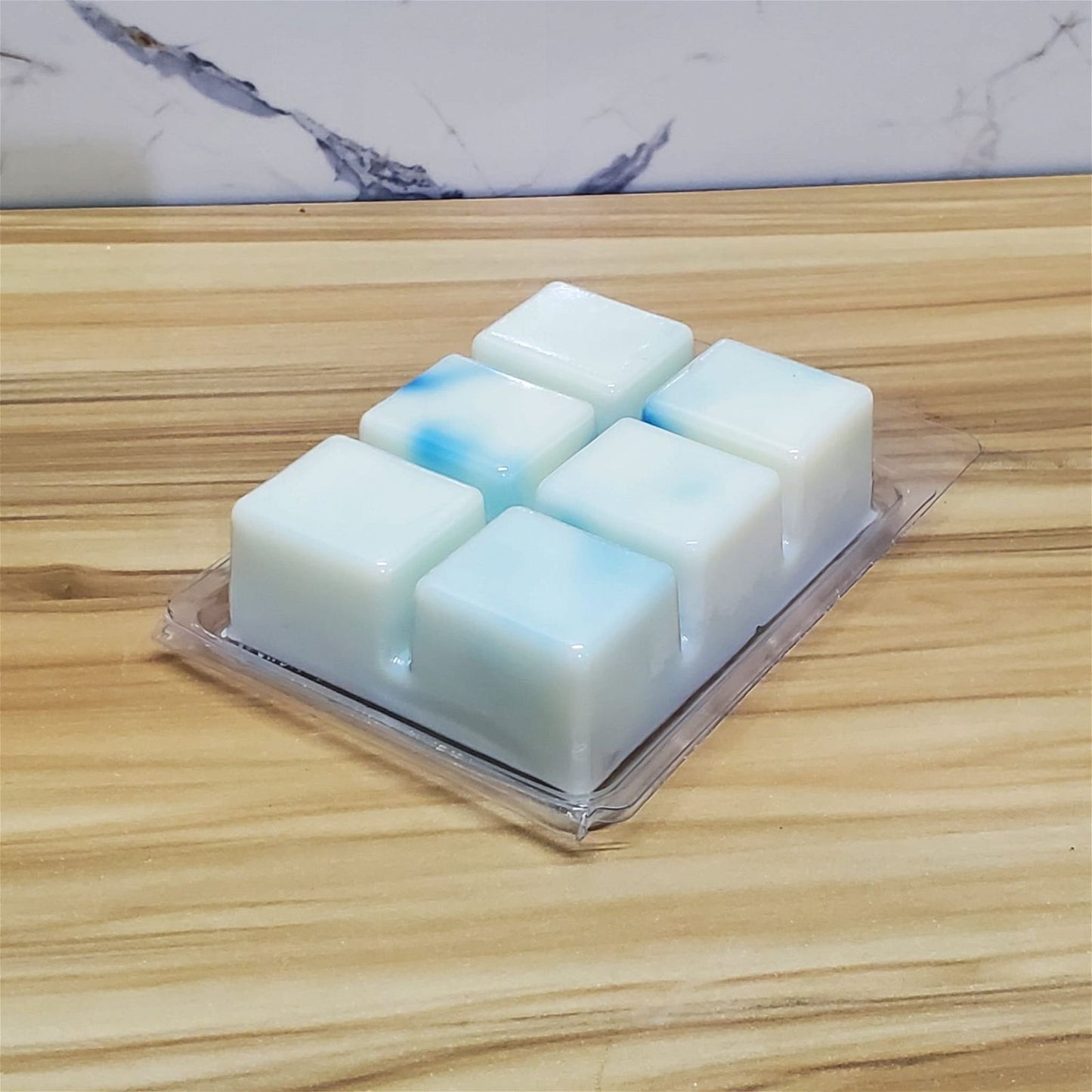 Breeze Soy Wax Melts | Clamshell - D SCENT