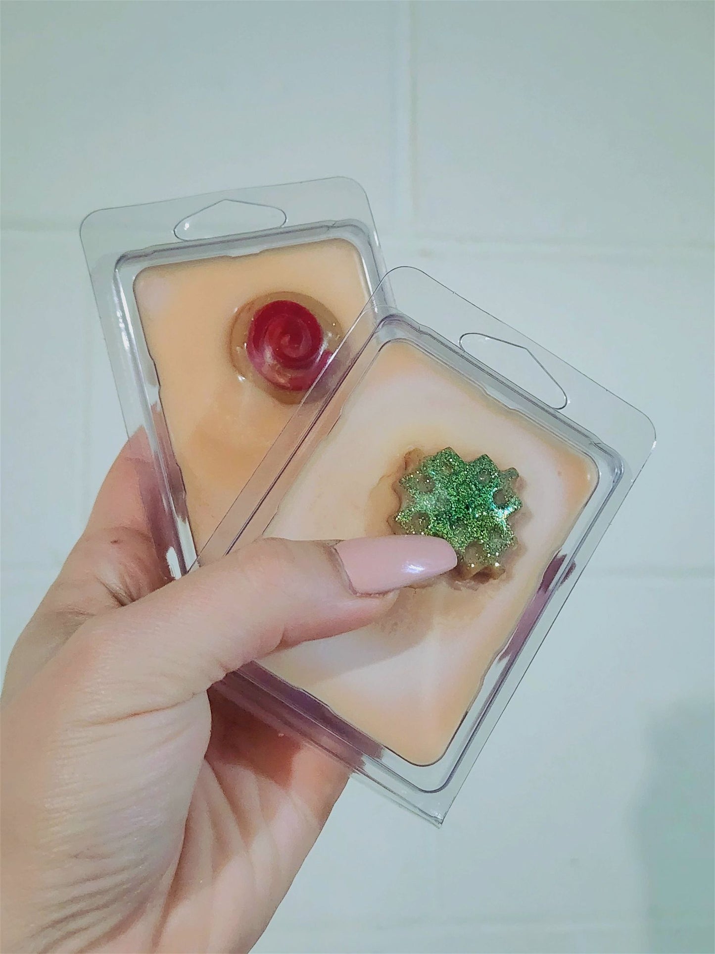 Santa's Treats Soy Wax Melts | Clamshell - D SCENT