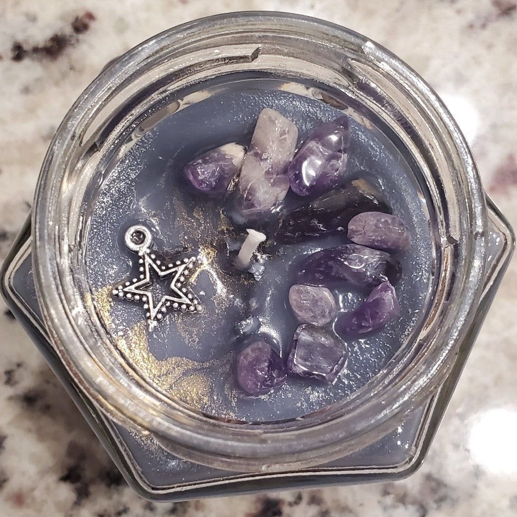 ARTEMISA (Witches Brew) SOY Candle with Amethyst Stones and Charm | Small Hex Jar - D SCENT 