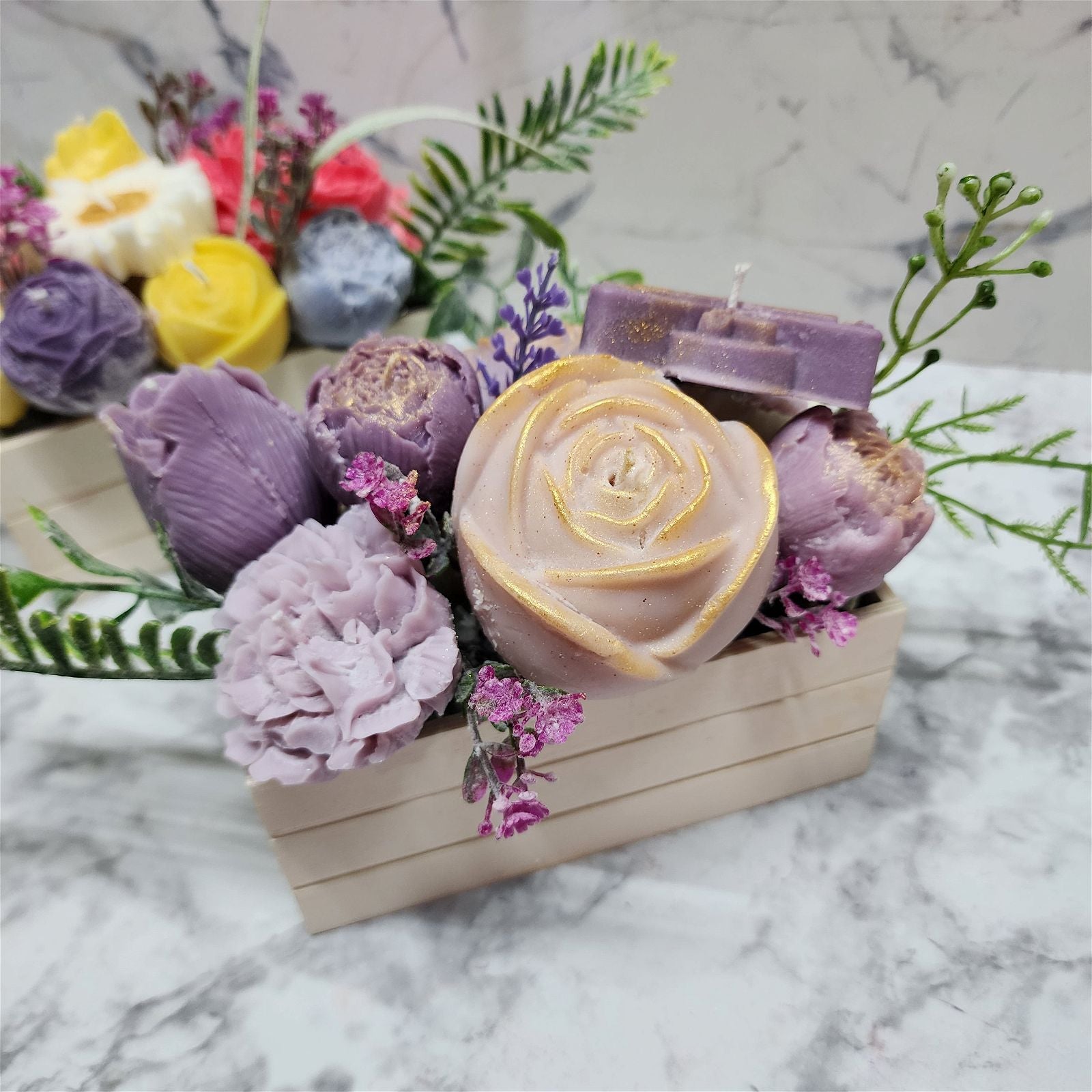 Purple Flower Candles Arrangement | Premium Soy Wax | Handcrafted Floral Candle Centerpiece | Wedding | Home Decor - D SCENT 