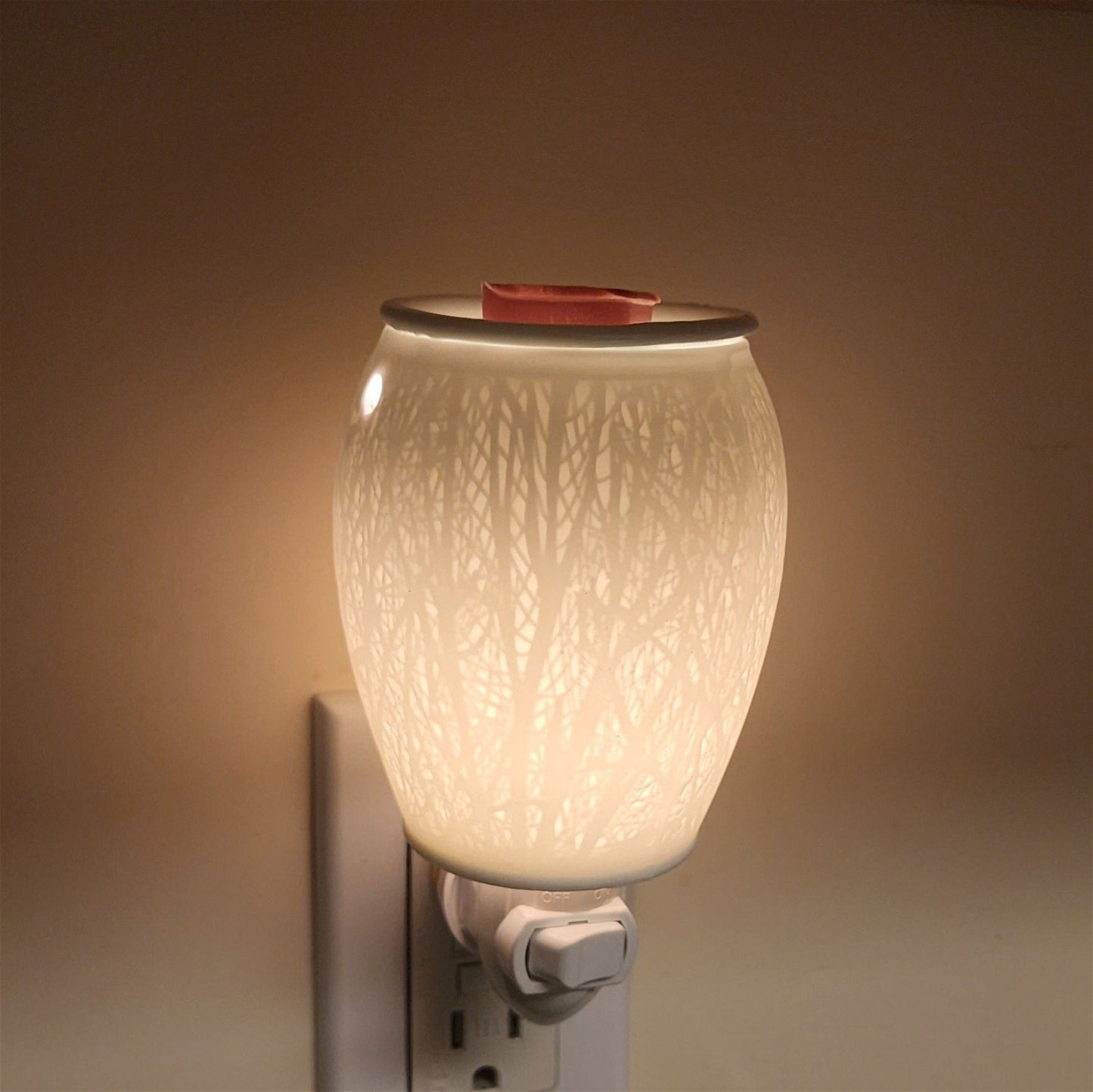 White Branches Electric US Plug-in Wax Warmer / Oil Burner - D SCENT 