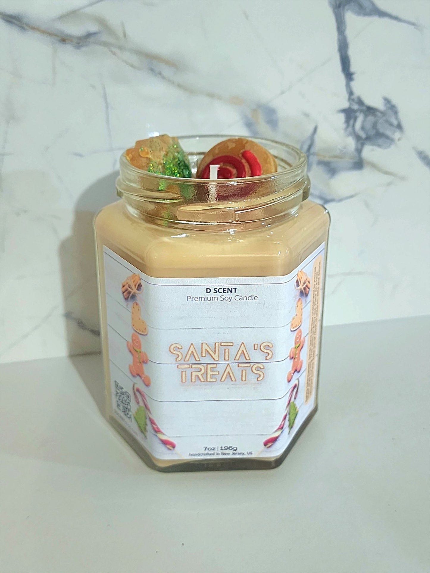 Santa's Treats Soy Candle | Large Hex Jar - D SCENT 